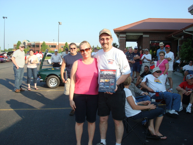 Best GM Cruiser awarded to Andrea & Chuck McLachlan