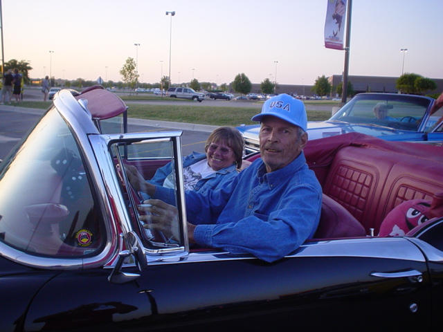 Jerry & Cathy Stover enjoy the evening.