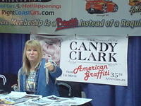 Candy Clark gives a thumbs up to Ken Savage
