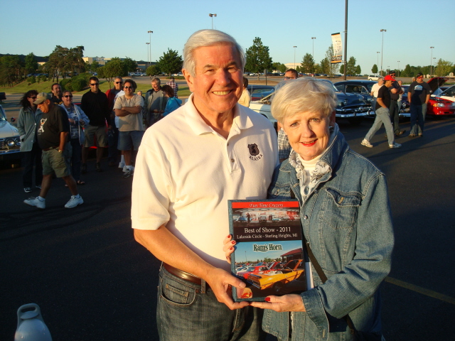 John & Peggy Siefert have Best of Show