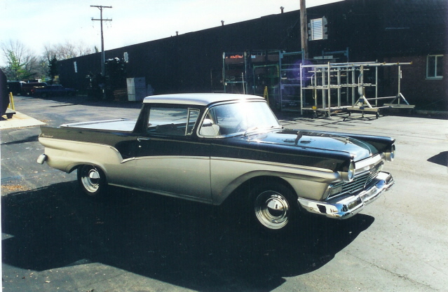 57_Ford_Ranchero_1_640x480